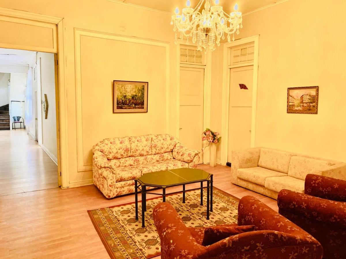 Hostal Plaza Londres 77 Σαντιάγκο Εξωτερικό φωτογραφία